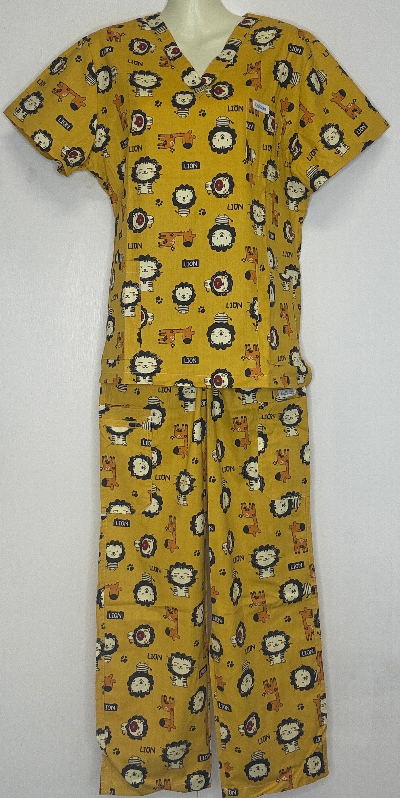 Lion n giraffe scrub sets