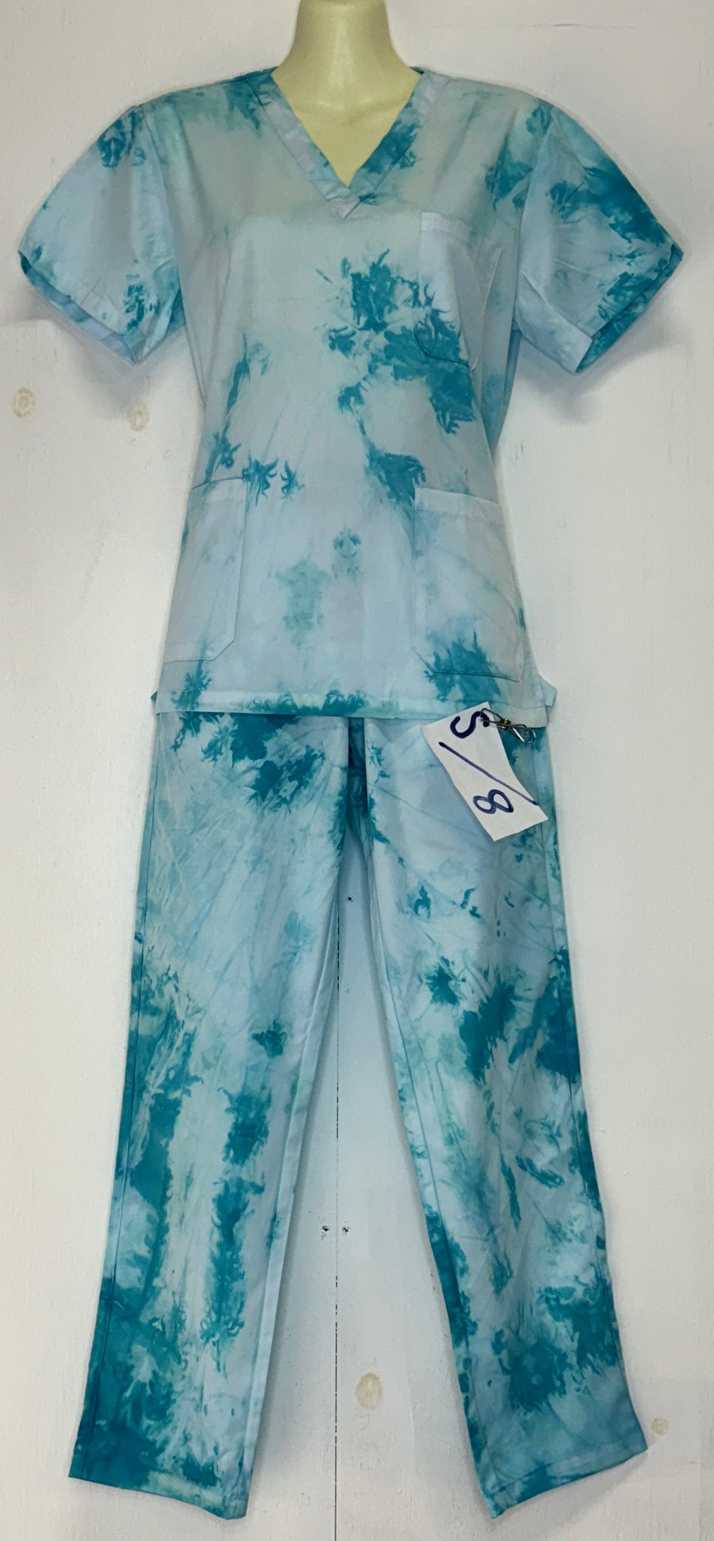 Blue water scrub set