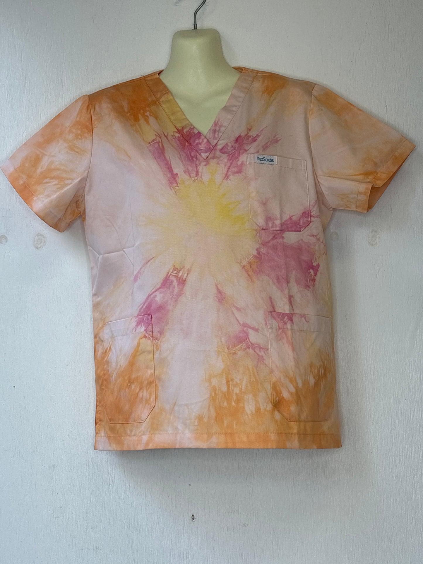 Dreams scape tie dyed scrub top